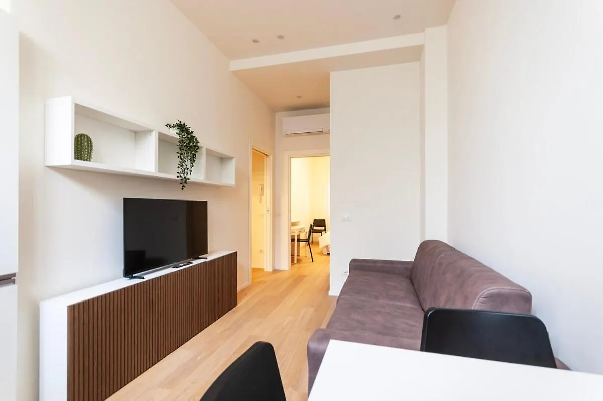 Apartment Suite Tajani Milan